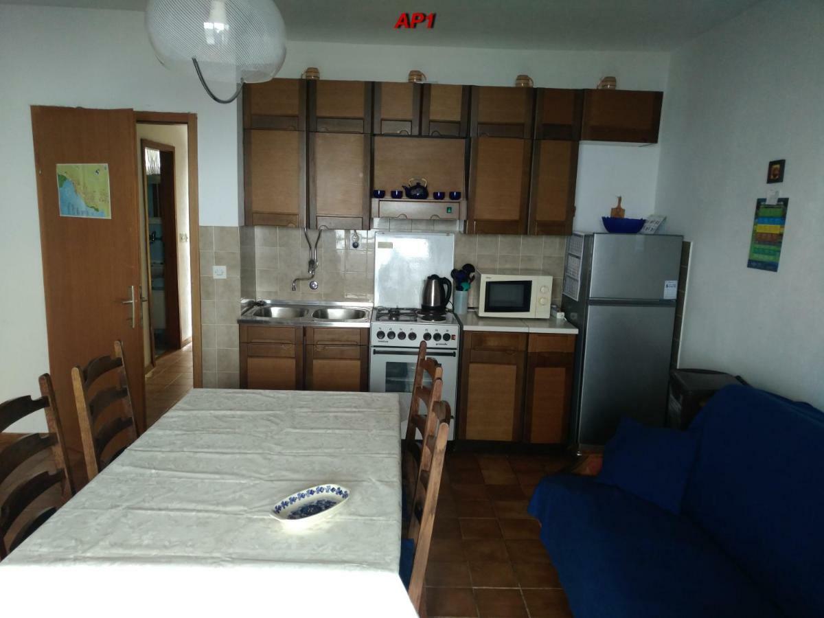 Apartments Sudic Нивице Экстерьер фото